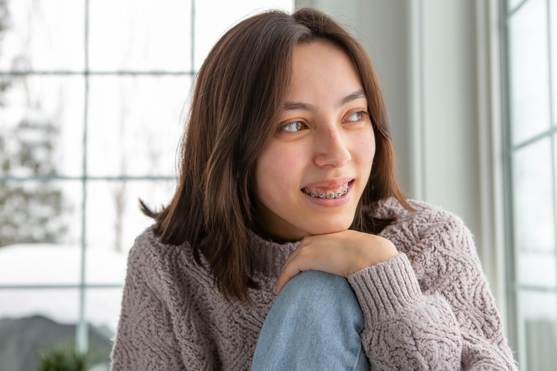 Teen portrait for ceramic braces section